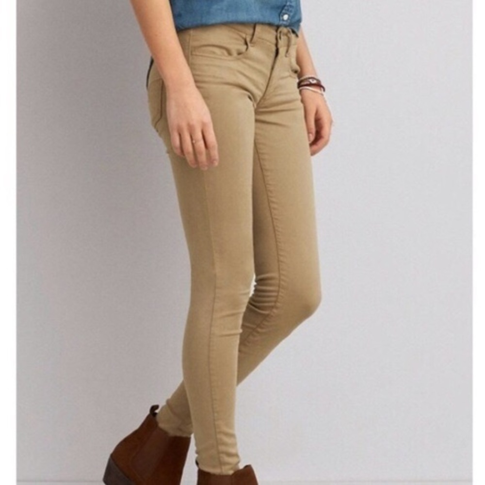 American Eagle Super Stretch Khaki Pants